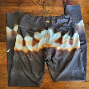 Altar Ego turtle leggings size M